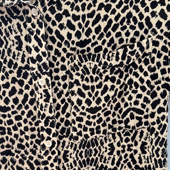 Philosophy Black and Tan Leopard Button Down Shirt - Picture 4 of 8
